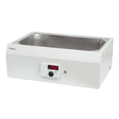 BANHO MARIA DIGITAL, TEMPERATURA COM INDICAÇÃO DE 5ºC ACIMA DA AMBIENTE ATÉ 175ºC, CAPACIDADE 20 LITROS, CUBA INTERNA EM AÇO INOX NO FORMATO RETANGULAR, SEM CIRCULAÇÃO, SEM TAMPA, 110V - MODELO 005781