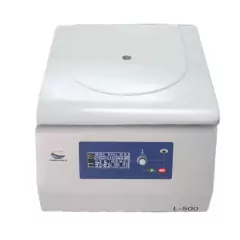 CENTRÍFUGA DE BANCADA 5.500 RPM, DIGITAL, TIMER, MEMÓRIA PARA 10 PROGRAMAS, OPCIONALMENTE PODERÁ VIR EQUIPADA COM ROTORES HORIZONTAIS SEM TAMPA, COM CAPACIDADES PARA 4 X 250ML, 8 X 100ML, 8 X 50ML, 4 X 100ML, 4 X 50ML, 32 X15ML, 48 X 5ML (VÁCUO), 48 X 7ML (VÁCUO), 64 X 5ML (VÁCUO), 64 X 7ML (VÁCUO), 8 MICROPLACAS DE 96 POÇOS - MODELO L500