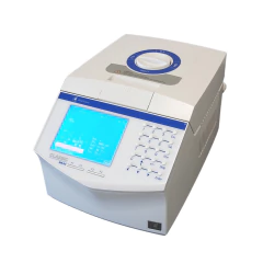 TERMOCICLADOR GRADIENTE LCD 5,7" 0°-100°C RAMPA AQUE: 4°C/S RES: 3,5°C/S COM 1 BLOCO 384 POÇOS - Biosystems Importadora Ltda