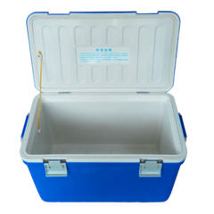 CAIXA TÉRMICA PARA TRANSPORTE DE AMOSTRAS BIOLÓGICAS, CAPACIDADE 33 L, TEMPERATURA ENTRE 2°C - 8°C, COM TERMÔMETRO DIGITAL, TAMPA COM TRAVA, ACOMPANHA 2 RECIPIENTES PARA CONGELAMENTO DE LÍQUIDO. MODELO: LCX-33L-IC - comprar online