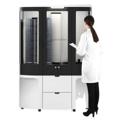 INCUBADORA E CONTADORA DE COLÔNIAS EM TEMPO REAL, CAPACIDADE PARA 300 PLACAS DE PETRI, INCUBAÇÃO DE 20°C A 45°C, ACEITA PLACAS DE PETRI DE 55 A 65 MM E 90MM DE DIÂMETRO, EQUIPADA COM COMPUTADOR, MONITOR, CÂMERA ULTRA HD, LENTES TELECÊNTRICAS, CONTROLE ATRAVÉS DE TELA TOUCHSCREEN – MODELO SCANSTATION 300 - comprar online