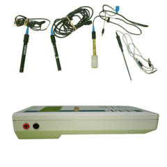 MEDIDOR MULTI-PARÂMETROS (pH/mV/CONDUTIVIDADE/RESISTIVIDADE/SALINIDADE/TDS) PORTÁTIL - MODELO C932P (PEÇA DE SHOW-ROOM) - Biosystems Importadora Ltda