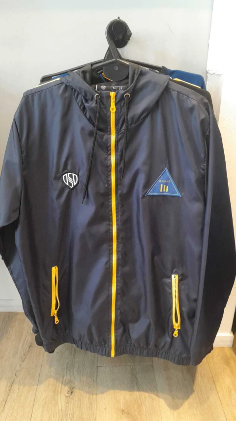 Campera Rompeviento Atletico Villa Gesell - comprar online