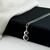 Colar - Inicial E