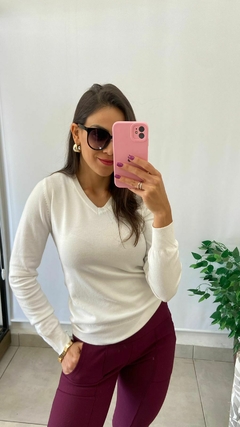 BLUSA MODAL MANGA LONGA GOLINHA EM V BRANCA