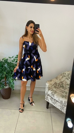 VESTIDO CURTO ALÇA INSPIRAÇÃO FARM FUNDO PRETO - loja online
