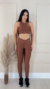 Conjunto Essentials Calça Fitness com Cós Transpassado que Afina a Cintura - Marron - comprar online