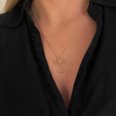 Colar Crucifixo - comprar online