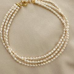 Choker Tripla Pérolas Barrocas