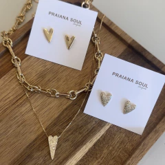 Brinco Heart Cravejado na internet