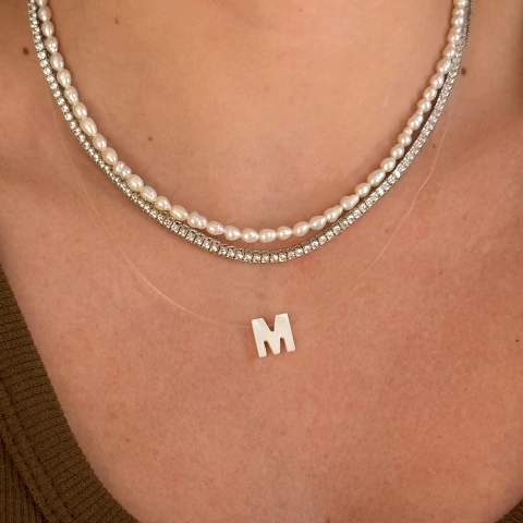 Colar Letra madrepérola Nylon - comprar online
