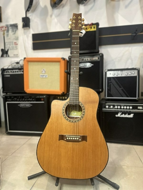 Guitarra Electroacústica Gracia 115 Zurda con eq Fishman