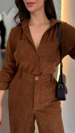 Conjunto Georges Marrom na internet