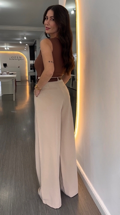 Calça Pantalona Atenas Nude na internet