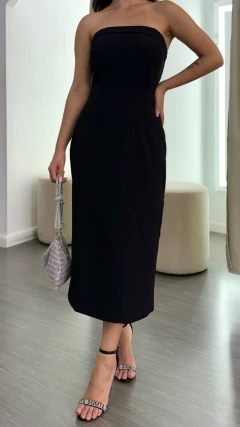 Vestido Midi Clássico Preto na internet