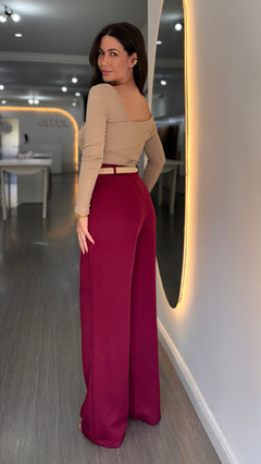 Blusa Assimétrica Valência Nude - Open House