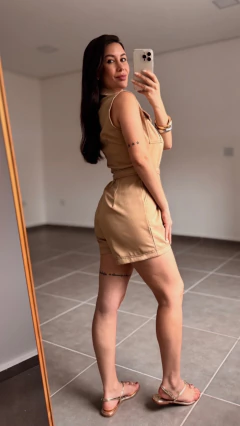 Macaquinho Madissom Nude na internet