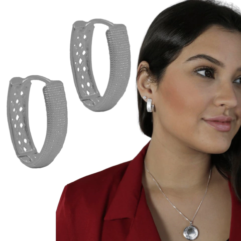 Argola Prata Grande em U Banhada Antialérgica click moderna