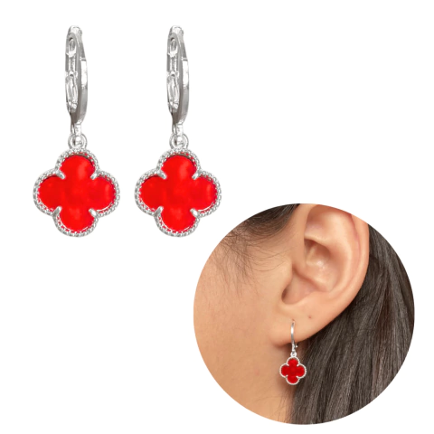 Brinco Trevo Prata Vermelho Modelo Virgínia Banhado Argola
