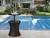 Mesa de jardim e cooler para bebidas marrom Keter com design elegante em  textura rathan, ideal para uso externo.