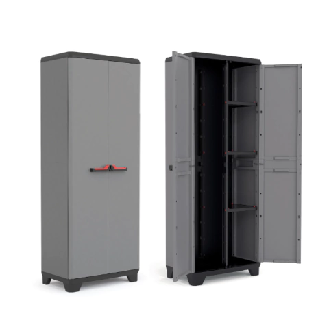 Combo de armários altos Utility Stilo Keter em cor cinza, mostrando uma unidade fechada e uma aberta com prateleiras internas.