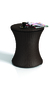 Mesa de jardim e cooler para bebidas marrom Keter com design elegante em  textura rathan, ideal para uso externo.