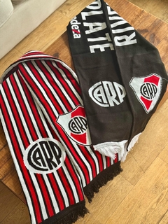 Bufanda Premium - Tienda Roja y Blanca