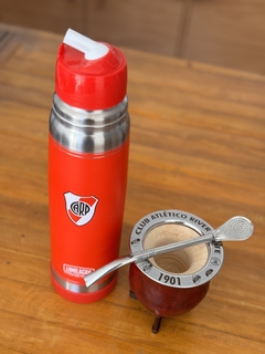 Combo 9: Termo acero Inoxidable River Plate + Mate Premium + Bombilla Picoloro - Tienda Roja y Blanca