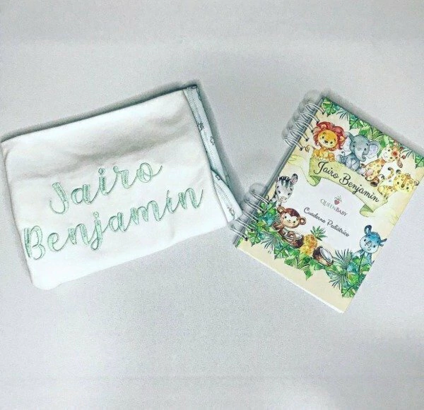 MANTA RECIBIDORA + AGENDA PEDIÁTRICA AMBAS PERSONALIZADAS