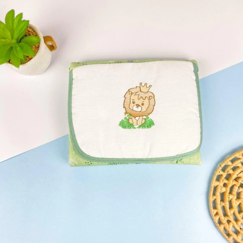 TROCADOR DE FRALDAS PORTATIL DENGO LEÃO