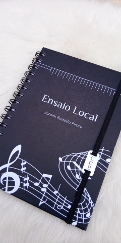 ENCARREGADO ENSAIO - PRETO NOTAS BRANCAS