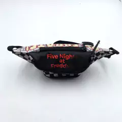 Riñonera Five Nights at Freddy’s en internet