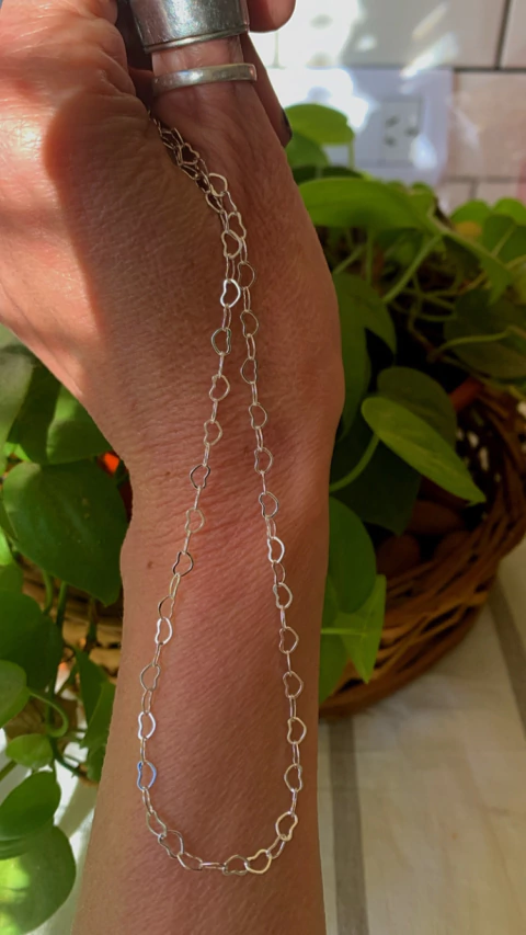 Cadena Corazones A. B.