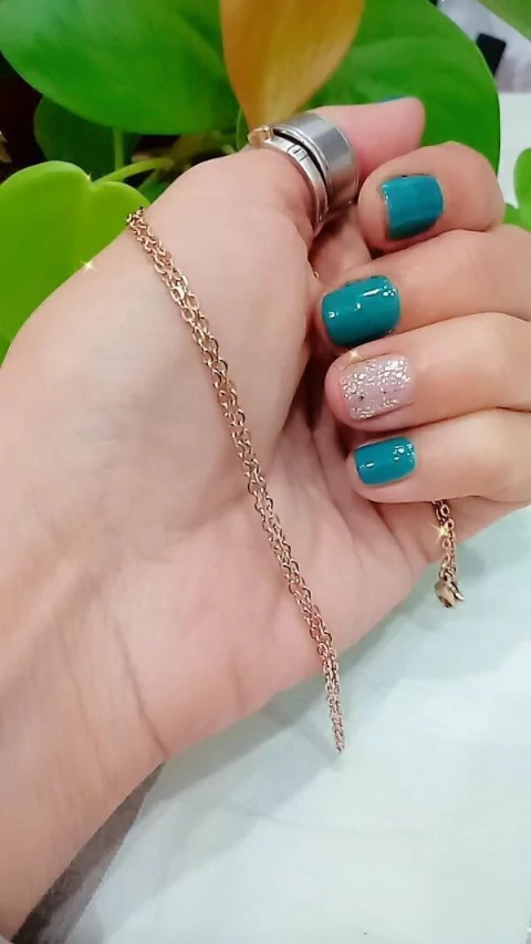 Cadena Espejito A.R.