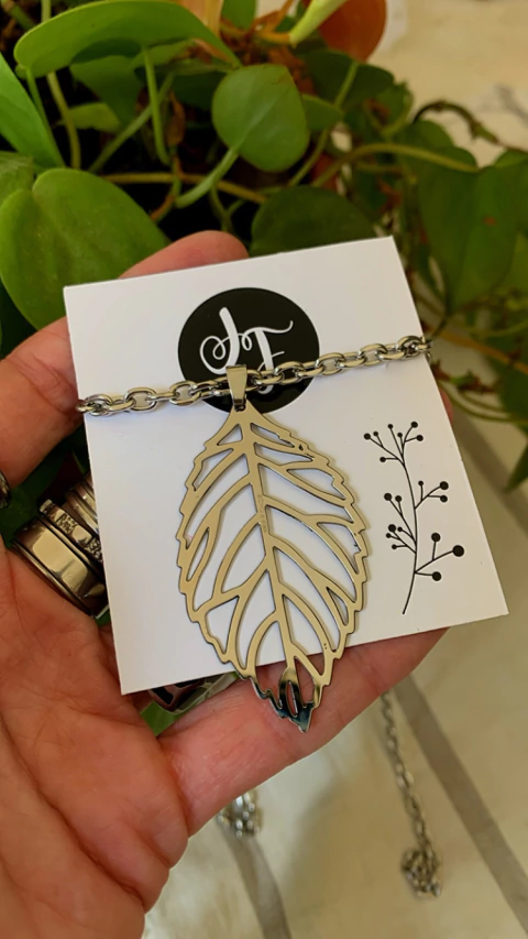 Conjunto Dije Hoja Calada AC