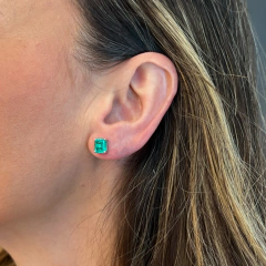 Brinco Esmeralda 6x7mm cada Ouro 10K - comprar online