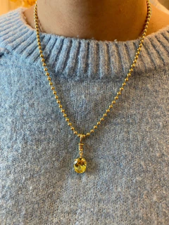 Colar Oval Amarelo na internet