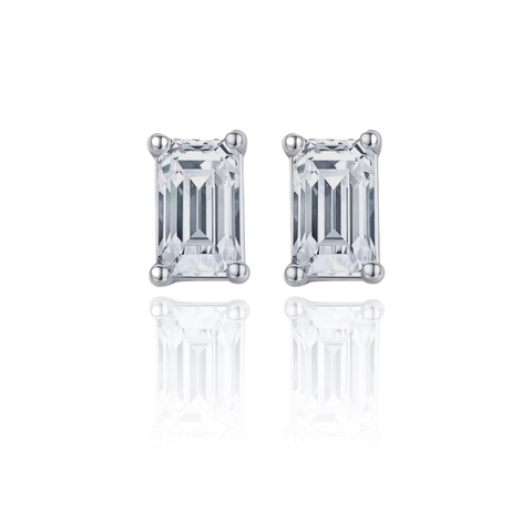 Brinco Baguette Moissanita 0.5 ct cada.