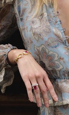 Pulseira Bolas Safira Pink na internet