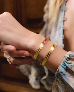 Bracelete Triomphe Pink na internet