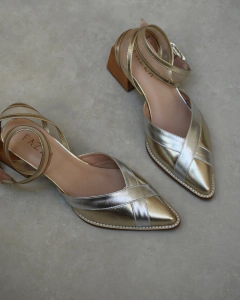 SANDÁLIA NOEMI OURO & PRATA - comprar online