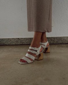 Imagem do SANDÁLIA PARIS GELO