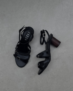 SANDÁLIA RENATA ALL BLACK - loja online