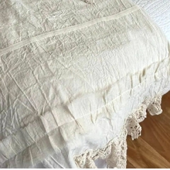 Pie de Cama Romantique