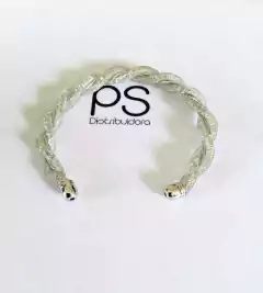 PU716
