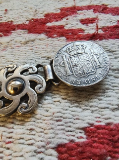 YUNTA PLUMON CON MONEDAS ESPAÑOLAS en internet