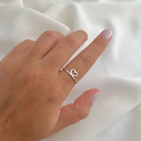 Anel de Prata Coração Voltinha