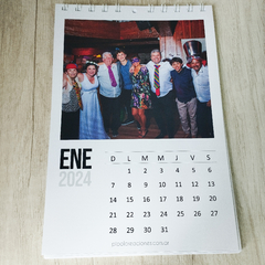 Calendario anillado con fotos - comprar online