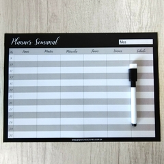 Planner blanco y negro en internet