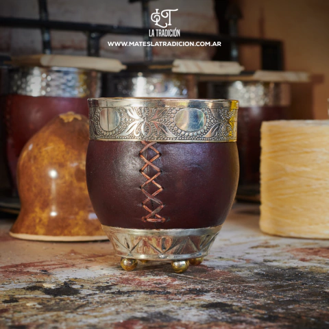 Mate Roma + Bombilla Pico de Loro - comprar online